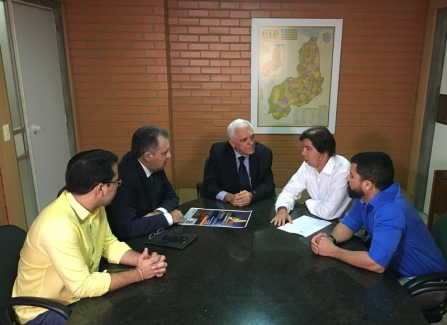 Presidente recebe secretário de Saúde e representantes da SBEM