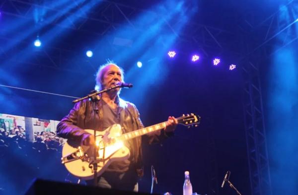  Erasmo Carlos agitou p&uacute;blico do Festival de Inverno de Pedro II , no Piau&iacute;.(Imagem:Carlos Rocha/G1 )