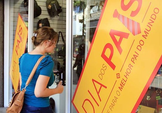 Dia dos Pais: 61% vão às compras e gastarão, em média, R$ 150