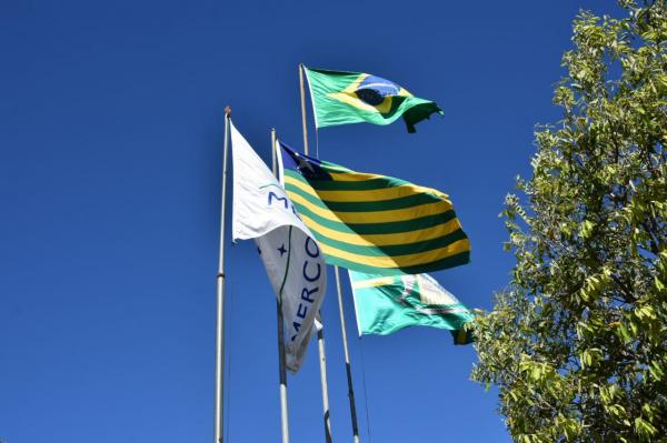 Vereadores participam oficialmente da abertura da Semana da P&aacute;tria em Floriano(Imagem:C&acirc;mara Municipal de Floriano )