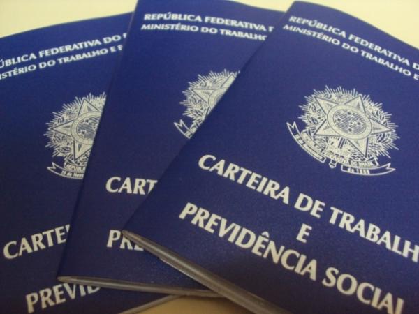 Após 18 dias de suspensão, carteiras de trabalho voltam a ser emitidas em Teresina