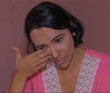 Repórter relata dificuldades de ter contraído poliomielite e alerta sobre vacina