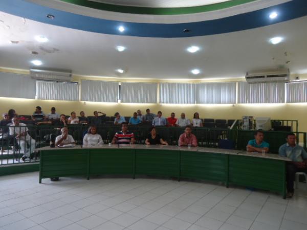 PSC empossa diretoria provis&oacute;ria em Floriano com forte presen&ccedil;a de lideran&ccedil;as pol&iacute;ticas.(Imagem:FlorianoNews)