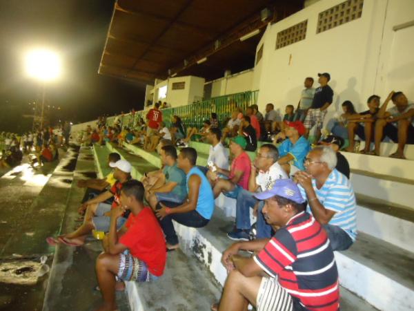 Em jogo-treino no Tiberão, Cori-Sabbá perde por 4x1 para time do MA.(Imagem:FlorianoNews)
