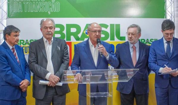 Vice-presidente eleito anuncia mais 61 nomes da equipe de transição