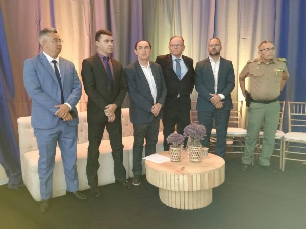 Nova diretoria assume a C&acirc;mara de Dirigentes Lojistas (CDL) de Floriano(Imagem:FlorianoNews)