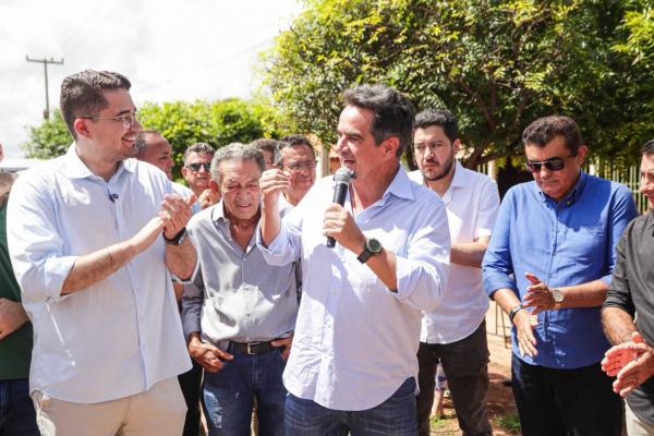 Ciro inaugura obras em Dom Expedito Lopes e anuncia recursos(Imagem:Ascom)