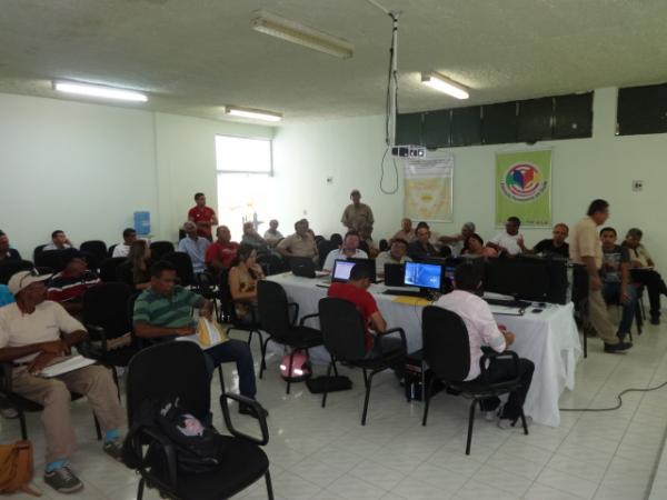 10ª Coordenação Regional de Saúde realiza capacitação do Programa de Controle da Dengue.(Imagem:FlorianoNews)