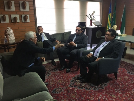 Vice-presidente do TJ-PI visita o presidente da Assembleia