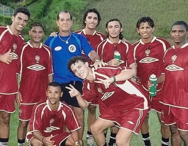 Elenco do Vit&oacute;ria em 2006 tinha David Luiz, &Iacute;ndio, Apodi e Marcelo Moreno.(Imagem:Ascom/ECV)