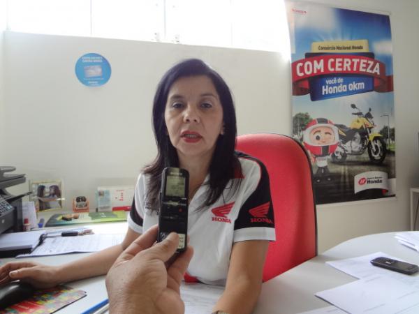 Luzian Borges, gerente de vendas da Concession&aacute;ria Honda Cajueiro Motos(Imagem:FlorianoNews)
