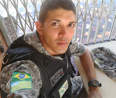 Justiça decide se acusado de matar PM na frente do filho vai a júri popular