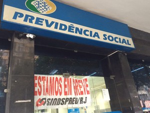 Com continuidade da greve no INSS, 4 mil deixam de ser atendidos por dia