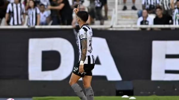 Joaqu&iacute;n Correa, Botafogo x Santos.(Imagem:Andr&eacute; Dur&atilde;o)