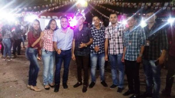 Armaz&eacute;m Para&iacute;ba inicia campanha de anivers&aacute;rio com grande festa em Floriano.(Imagem:FlorianoNews)