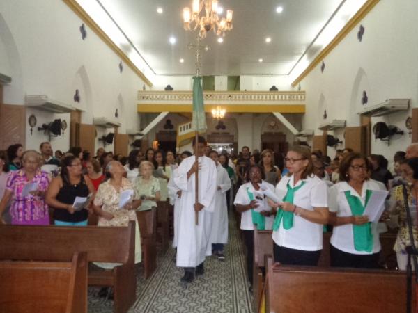 Fieis participam da &uacute;ltima missa de Dom Valdemir na Catedral S&atilde;o Pedro de Alc&acirc;ntara.(Imagem:FlorianoNews)