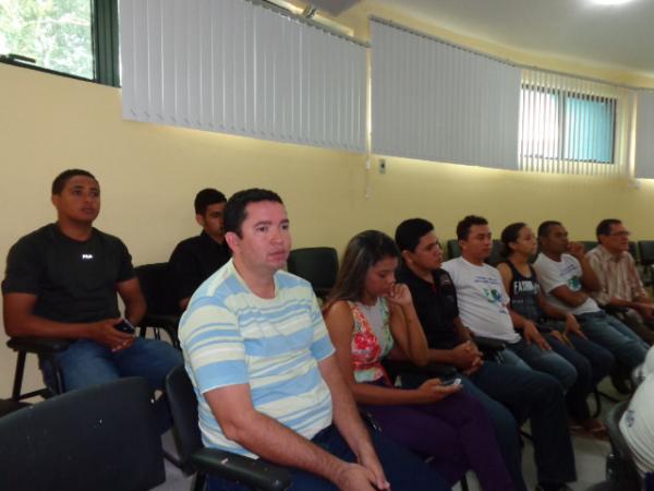 Associação Florianense dos Estudantes Secundaristas empossa nova diretoria.(Imagem:FlorianoNews)