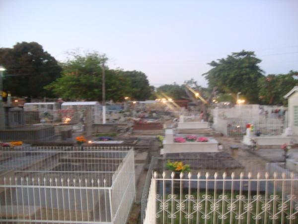 Cemiterio(Imagem:reda&ccedil;&atilde;o)