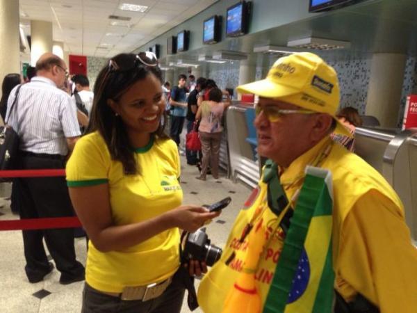 Rep&oacute;rter Amarelinho e Prefeito Gilberto Jr embarcaram no aeroporto de Teresina.(Imagem:FlorianoNews)