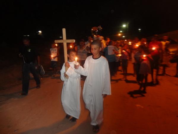 Prociss&atilde;o encerrou o festejo de Santa Rita de C&aacute;ssia em Floriano(Imagem:FlorianoNews)