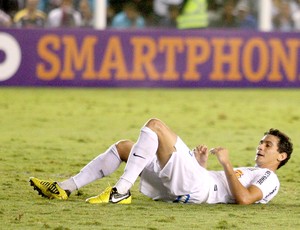 Santos afirma que Ganso tem lesão na coxa esquerda