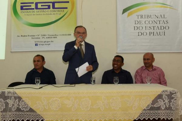 Tribunal de Contas do Piau&iacute; promove capacita&ccedil;&atilde;o do IEGM em Floriano.(Imagem:SECOM)