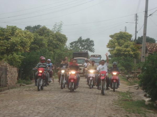 Carreata na regi&atilde;o do Alto da Cruz(Imagem:reda&ccedil;ao)