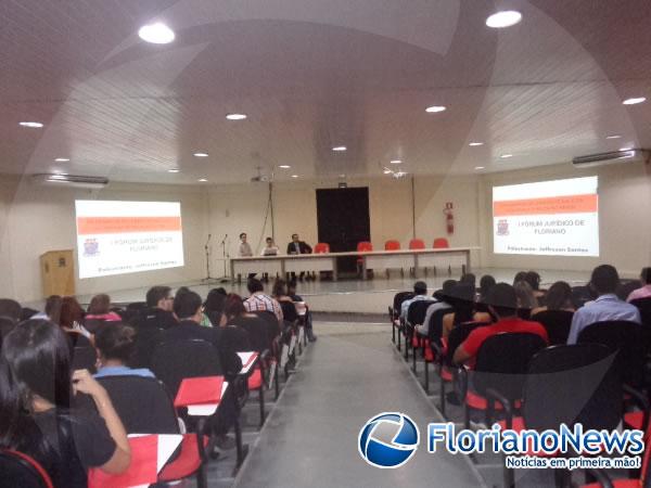 UESPI realiza I Fórum Jurídico de Floriano.(Imagem:FlorianoNews)