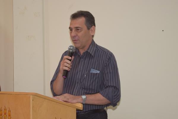 Prefeito Gilberto J&uacute;nior(Imagem:Waldemir Miranda)