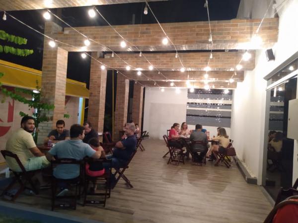 Posto Zito de Floriano recebe Food Truck Chicago Bulls.(Imagem:FlorianoNews)