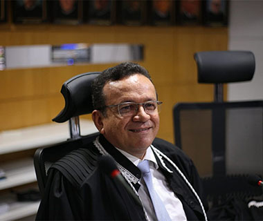 Sebastião Ribeiro Martins toma posse como presidente do TJ