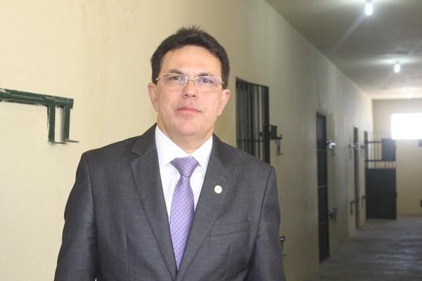  Secret&aacute;rio da Sasc diz que novas instala&ccedil;&otilde;es ir&atilde;o trazer mais conforto para educandos.(Imagem:Gilcilene Ara&uacute;jo/G1)