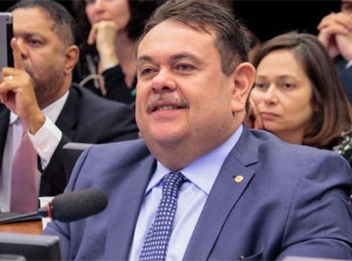 Podemos de Silas Freire também deve deixar a "Chapinha"