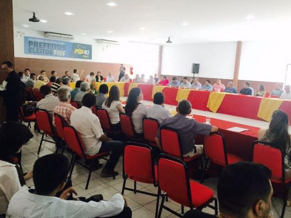 Gustavo Neiva participa de Encontro Estadual dos Prefeitos Eleitos.(Imagem:ASCOM)