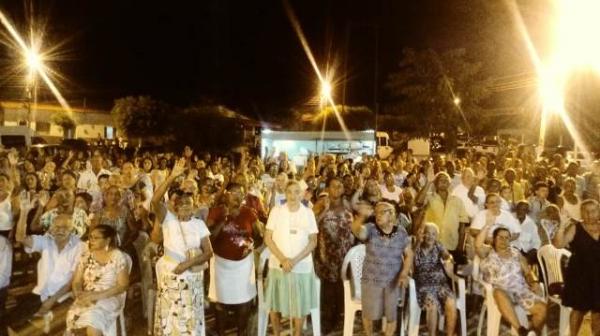 Procissão e missa campal encerram os festejos de Nossa Senhora de Nazaré.(Imagem:FlorianoNews)