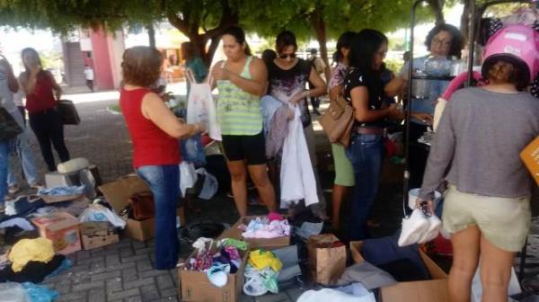 Rotary Club M&eacute;dio Parna&iacute;ba realiza bazar solid&aacute;rio em Floriano.(Imagem:FlorianoNews)