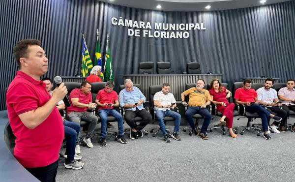 Deputado Dr. Francisco Costa destaca união e fortalecimento do PT em encontro regional em Floriano(Imagem:Reprodução/Instagram)