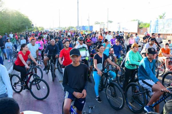  128 anos: Tradicional Passeio Cicl&iacute;stico de anivers&aacute;rio d&aacute; show de participa&ccedil;&atilde;o em Floriano(Imagem:Secom)