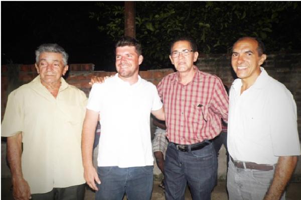  Ex-prefeito de Angical apresenta Oscar Proc&oacute;pio como pr&eacute;-candidato a Deputado Estadual.(Imagem:Assessoria de Comunica&ccedil;&atilde;o)