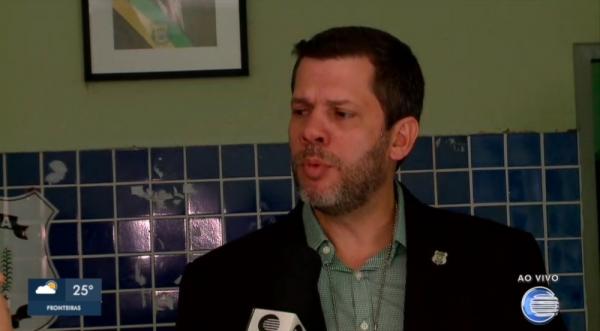 Delegado de Pol&iacute;cia Civil, Jo&atilde;o Rodrigo Luna, em Parna&iacute;ba, Litoral do Piau&iacute;.(Imagem: Reprodu&ccedil;&atilde;o/TV Clube)