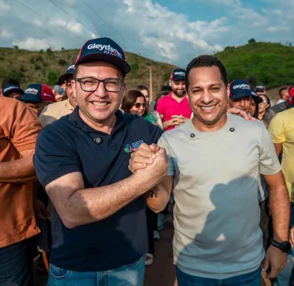 Gleydson Resende e Leo do Banco(Imagem:Reprodu&ccedil;&atilde;o/Instagram)