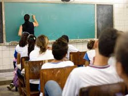 Prefeitura convoca 78 professores aprovados no concurso da Semec