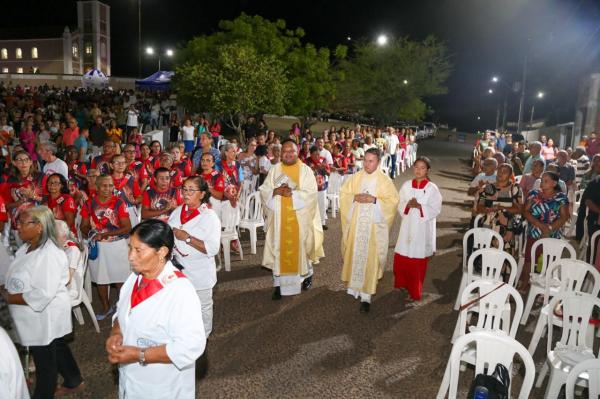 Ciro Nogueira participa do tradicional festejo de São Miguel Arcanjo(Imagem:Ascom)