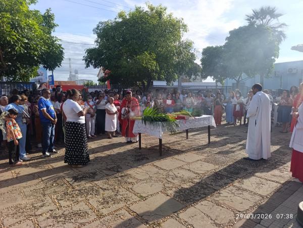 Domingo de Ramos abre a Semana Santa com celebração em Floriano(Imagem:FlorianoNews)