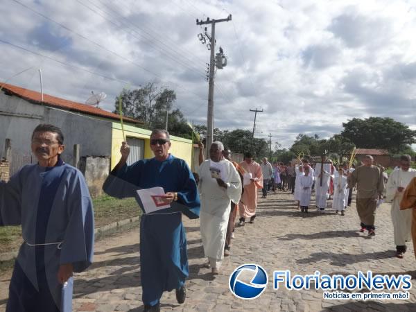 Prociss&otilde;es e missas marcaram o Domingo de Ramos em Floriano.(Imagem:FlorianoNews)