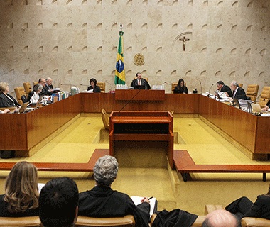 Temer sanciona aumento de 16,38% para o Supremo