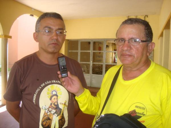 Entrevista com Frei Miguel(Imagem:reda&ccedil;ao)