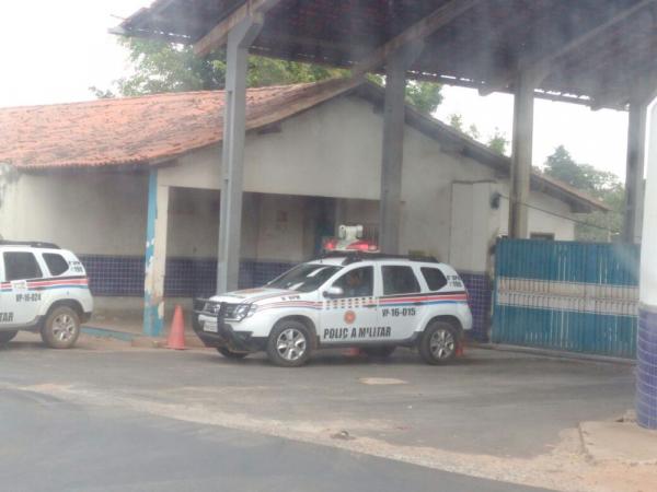 Filho de coronel é liberado de blitz e sai dirigindo viatura da PM no MA