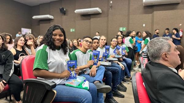 Estudantes da rede estadual recebem medalhas da Olimp&iacute;ada Nacional de Ci&ecirc;ncias em Teresina.(Imagem:Reprodu&ccedil;&atilde;o)