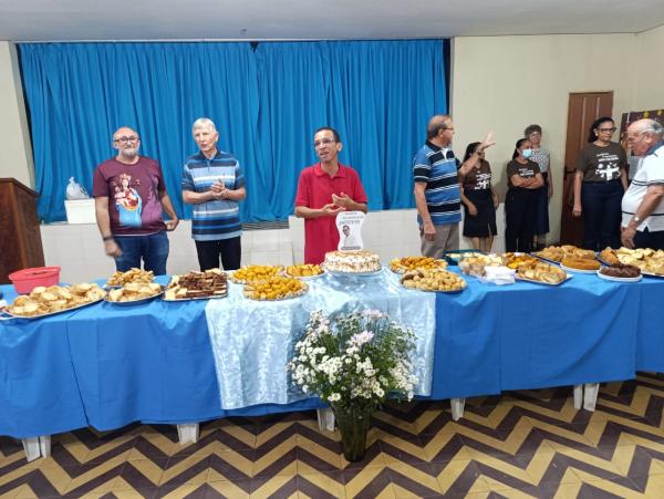 Par&oacute;quia Nossa Senhora das Gra&ccedil;as celebra 20 anos de Ordena&ccedil;&atilde;o Sacerdotal do Frei Erivelton.(Imagem:FlorianoNews)